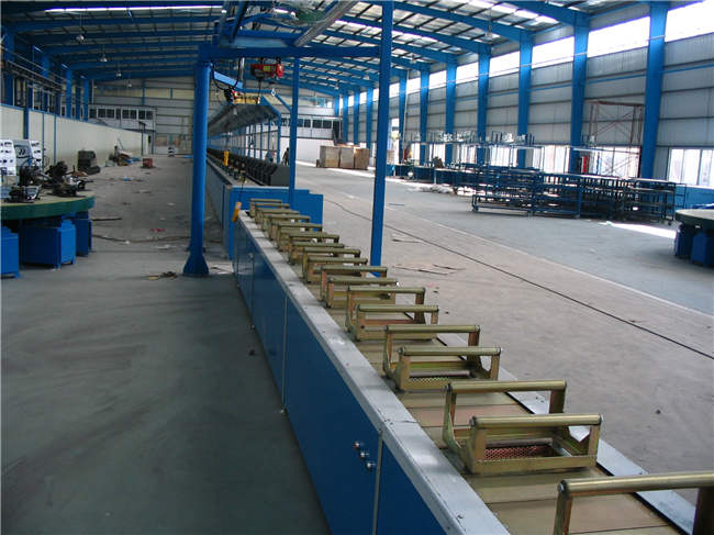 汽车发动机总装线 汽车发动机总装线